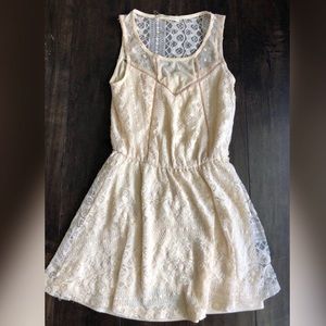 Gorgeous Cream lace dress